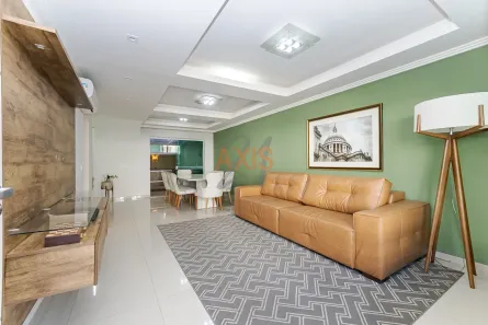 Sobrado com 4 Quartos à venda, 266m² no São Francisco, Curitiba