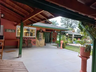 Casa de Condomínio com 3 Quartos à venda, 271m² no Jardim Colibri, Embu das Artes