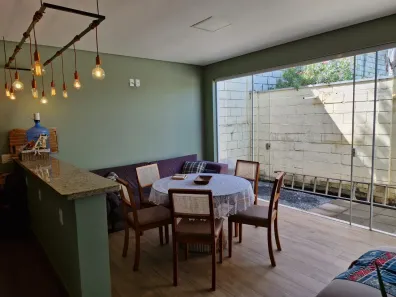 Casa de Condomínio com 2 Quartos à venda, 80m² no Jardim Florianópolis, Cuiabá