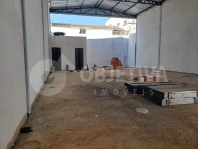 Galpão/Depósito/Armazém à venda, 230m² no Tubalina, Uberlândia