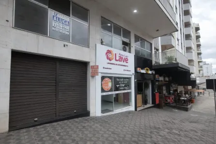 Ponto Comercial para alugar, 42m² no Santa Helena, Juiz de Fora