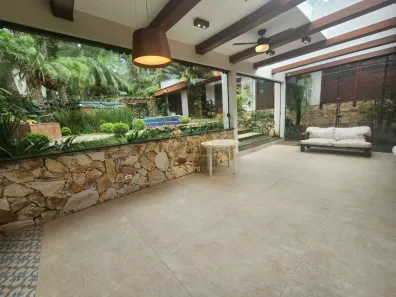 Casa com 4 Quartos à venda, 486m² no Chácara Monte Alegre, São Paulo