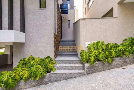 Casa de Condomínio com 3 Quartos à venda, 247m² no Ahú, Curitiba
