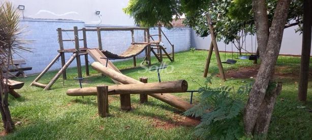 Lote/Terreno à venda, 252m² no Minas Gerais, Uberlândia