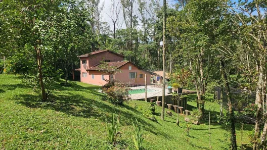Fazenda/Sítio com 4 Quartos à venda, 180m² no Ribeirão Grande, Pindamonhangaba