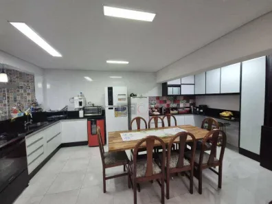 Sobrado com 2 Quartos à venda, 100m² no Vila Tolstoi, São Paulo