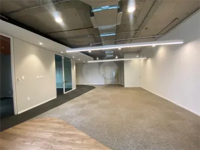 Sala Comercial para alugar, 101m² no Vila Olímpia, São Paulo