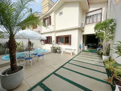 Casa com 3 Quartos à venda, 230m² no Partenon, Porto Alegre