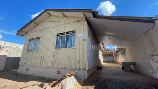 Casa com 2 Quartos para alugar, 120m² no Nossa Senhora de Lourdes, Londrina