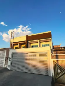 Sobrado com 3 Quartos à venda, 250m² no Residencial Cidade Verde, Goiânia