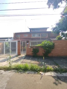 Sobrado com 4 Quartos para alugar, 320m² no Cidade Universitária, Campinas
