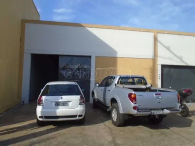 Galpão/Depósito/Armazém para alugar, 240m² no Vila Izabel, São Carlos
