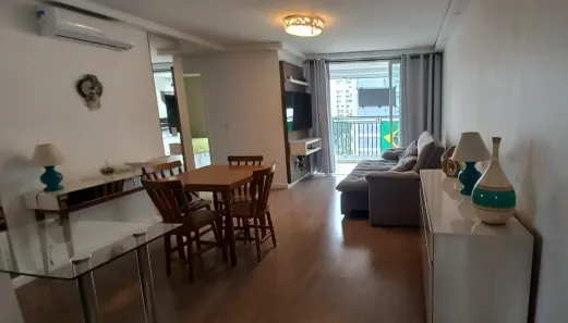 Apartamento com 2 Quartos à venda, 74m² no Cambuí, Campinas