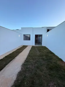 Casa com 2 Quartos para alugar, 60m² no Jardim da Serra, Serra