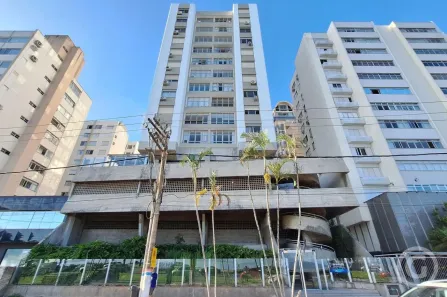 Apartamento com 3 Quartos para alugar, 105m² no Centro, Florianópolis