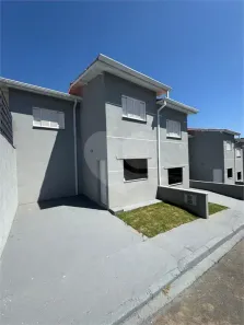 Casa de Condomínio com 2 Quartos para alugar, 64m² no Vila Santo Antônio, São Roque
