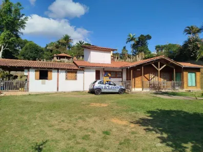 Fazenda/Sítio com 3 Quartos à venda, 180m² no Balança, Simão Pereira