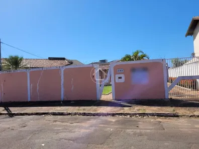 Casa com 5 Quartos à venda, 305m² no Carandá Bosque, Campo Grande