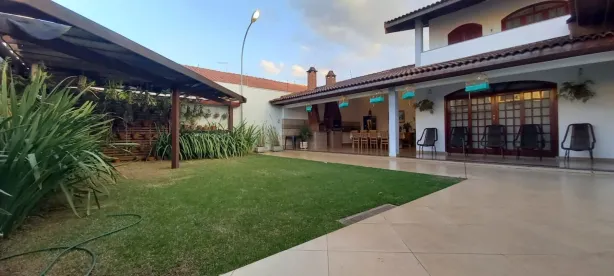 Imóvel Comercial com 3 Quartos para alugar, 400m² no Parque Residencial Versailles, Sumaré