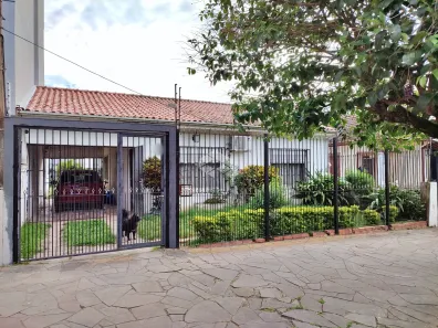 Casa com 2 Quartos à venda, 180m² no Jardim Botânico, Porto Alegre
