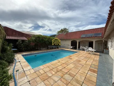 Casa com 3 Quartos à venda, 225m² no Córrego Grande, Florianópolis