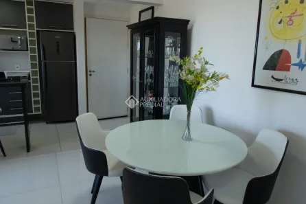 Apartamento com 2 Quartos à venda, 55m² no Jardim Carvalho, Porto Alegre
