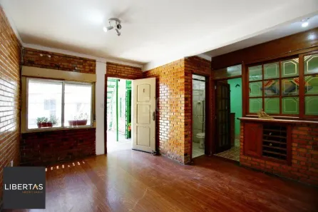 Casa com 3 Quartos à venda, 350m² no Passo da Areia, Porto Alegre