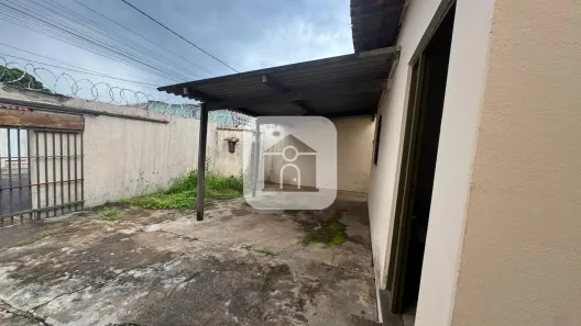Casa com 3 Quartos à venda, 99m² no Marta Helena, Uberlândia