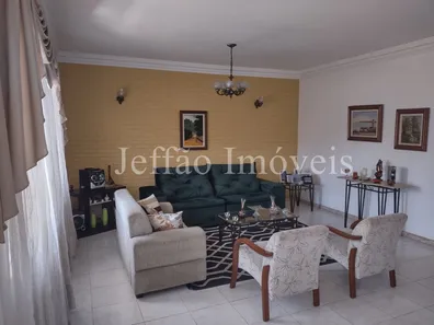 Casa com 3 Quartos à venda, 236m² no Vila Mury, Volta Redonda