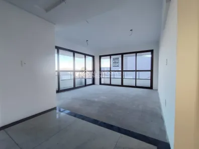 Apartamento com 3 Quartos para alugar, 120m² no Petrópolis, Porto Alegre
