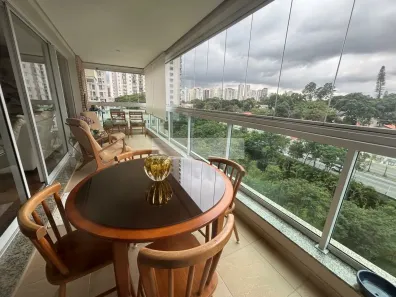 Apartamento com 3 Quartos para alugar, 184m² no Brooklin Paulista, São Paulo