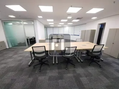 Sala Comercial à venda, 230m² no Cidade Monções, São Paulo
