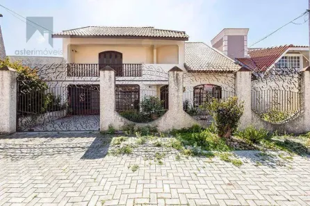 Sobrado com 4 Quartos à venda, 287m² no Novo Mundo, Curitiba
