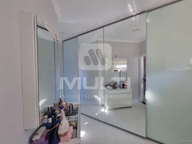Casa com 4 Quartos à venda, 420m² no Morada da Colina, Uberlândia