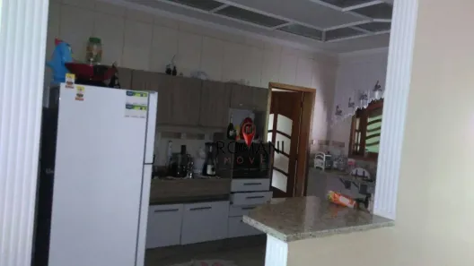 Sobrado com 3 Quartos à venda, 211m² no Centro, Poá