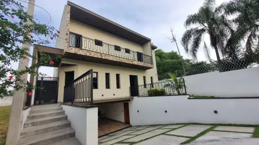 Sobrado com 3 Quartos à venda, 283m² no Quiririm, Taubaté