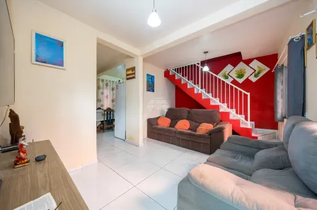 Sobrado com 3 Quartos à venda, 160m² no Sítio Cercado, Curitiba