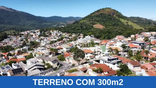 Lote/Terreno à venda, 300m² no Jardim Maristela, Atibaia