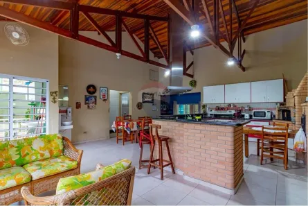 Casa com 5 Quartos à venda, 500m² no Loteamento Pedra Bela, Atibaia
