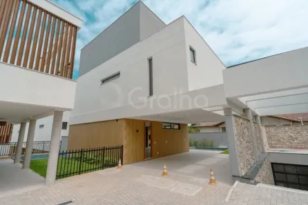 Casa de Condomínio com 4 Quartos à venda, 273m² no Cacupé, Florianópolis