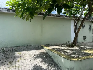 Casa com 7 Quartos à venda, 200m² no Ponta Negra, Natal