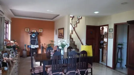 Casa de Condomínio com 4 Quartos à venda, 180m² no Badu, Niterói