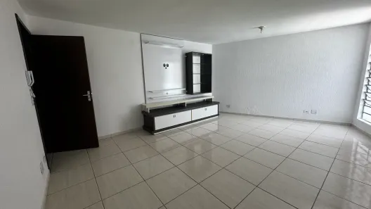 Apartamento com 3 Quartos para alugar, 90m² no São Francisco, Curitiba