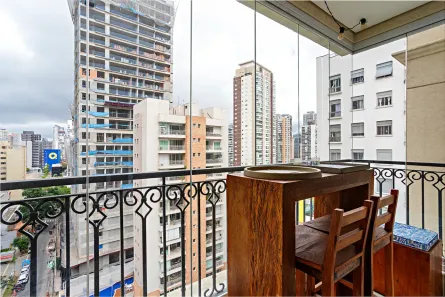 Apartamento com 3 Quartos para venda ou aluguel, 100m² no Jardim das Acácias, São Paulo