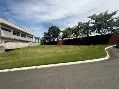 Lote/Terreno à venda, 547m² no Conjunto Habitacional Jardim Sabiá, Senador Canedo
