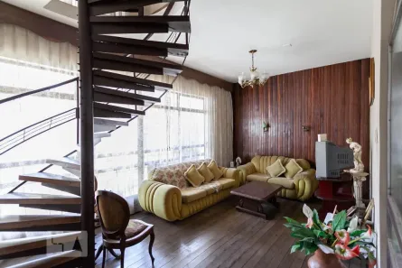 Casa com 5 Quartos à venda, 400m² no Santa Tereza, Belo Horizonte