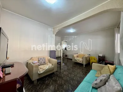 Casa com 4 Quartos à venda, 238m² no Candangolândia, Brasília