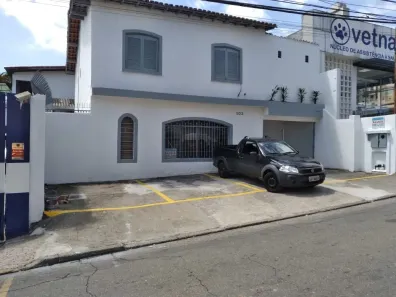 Sobrado com 5 Quartos para alugar, 262m² no Campestre, Santo André