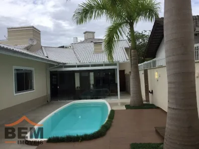 Casa com 3 Quartos à venda, 256m² no Ressacada, Itajaí