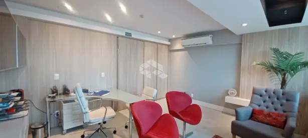 Sala Comercial à venda, 40m² no Bom Fim, Porto Alegre